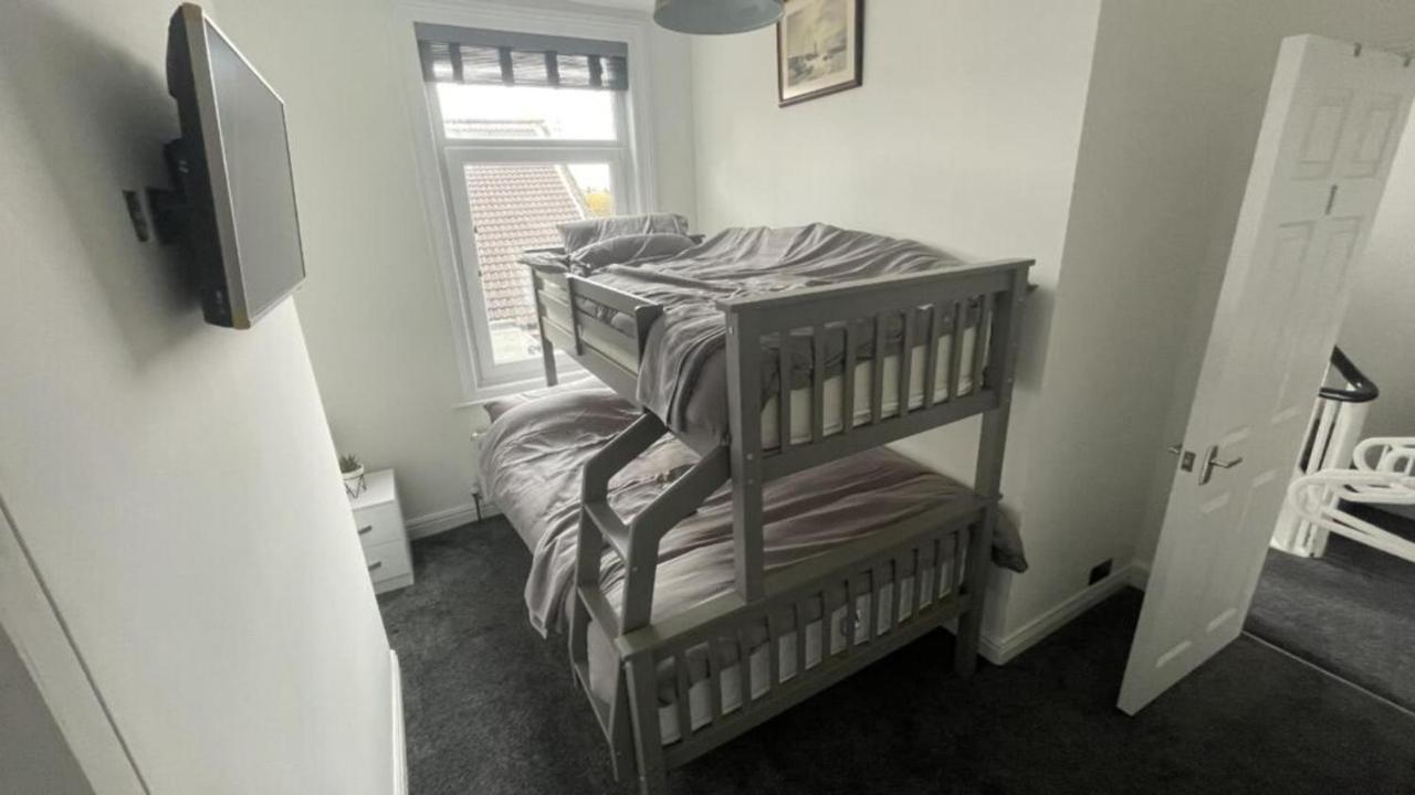 House Located Centrally For Up To 8 Guests Scarborough Extérieur photo